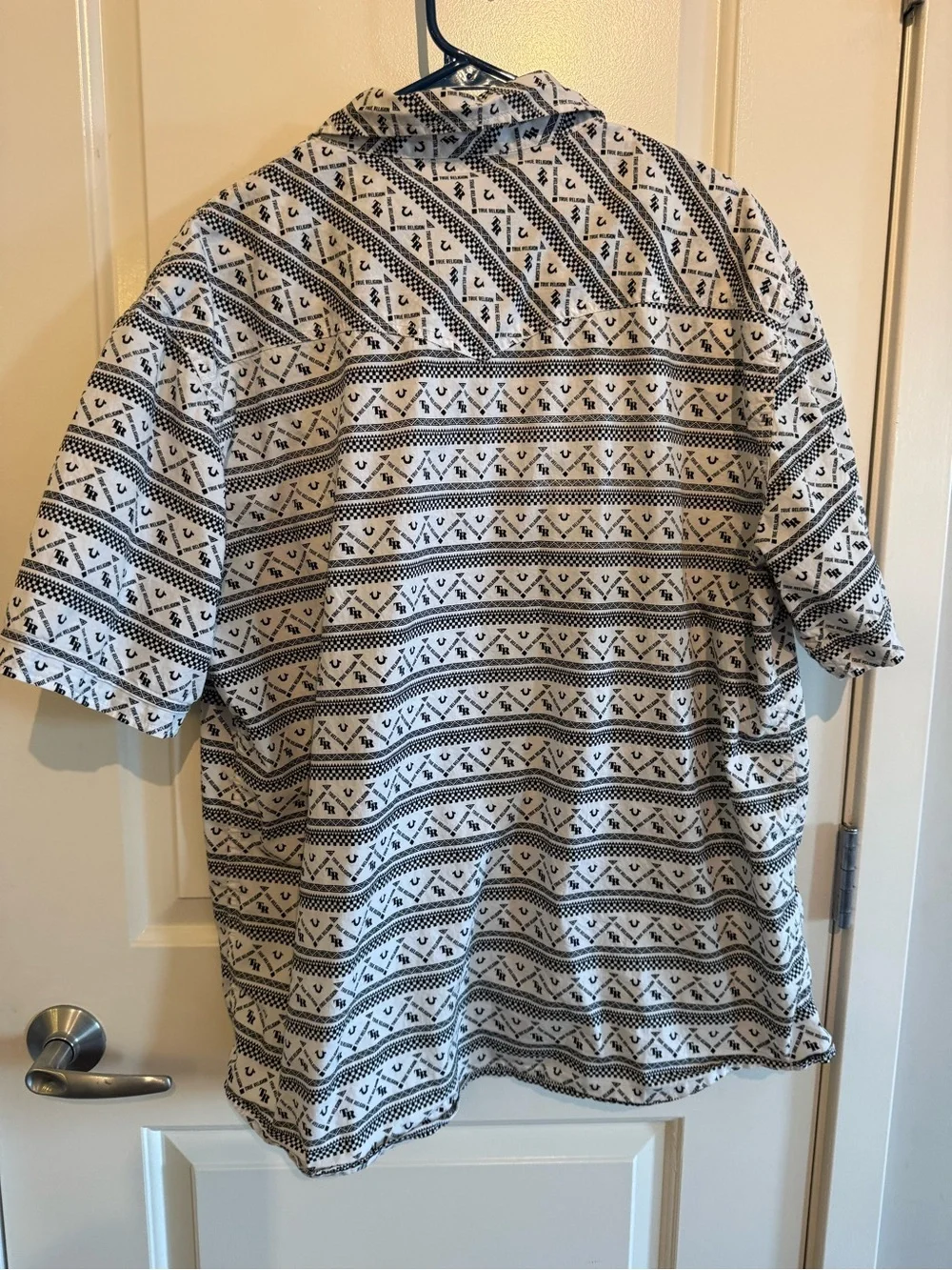 True Religion Black & White Patterned Short-Sleeve Button-Down Shirt